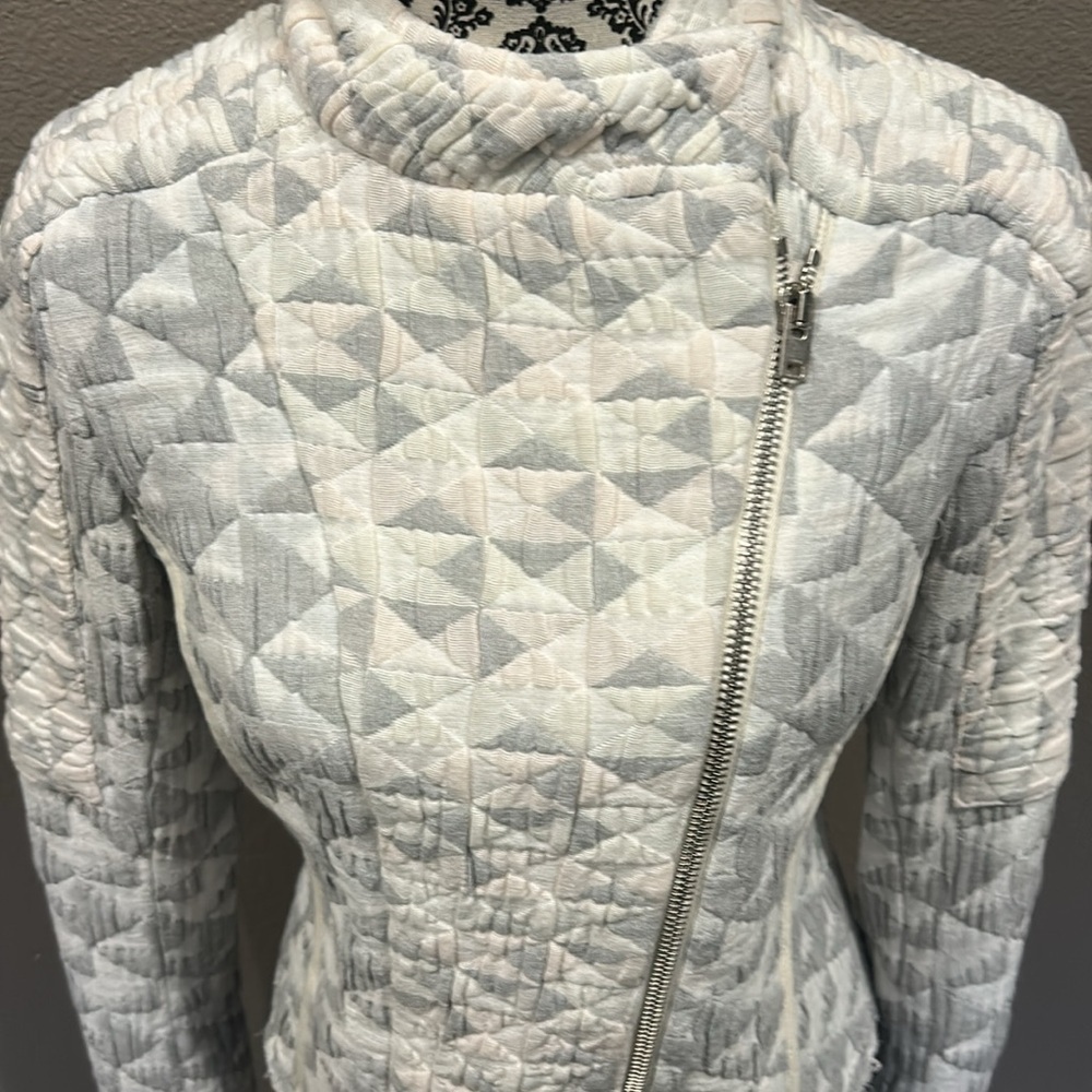 IRO Quilted Moto Jacket Otavia White/Gray Cotton-Blend SZ 36 - Picture 3 of 9